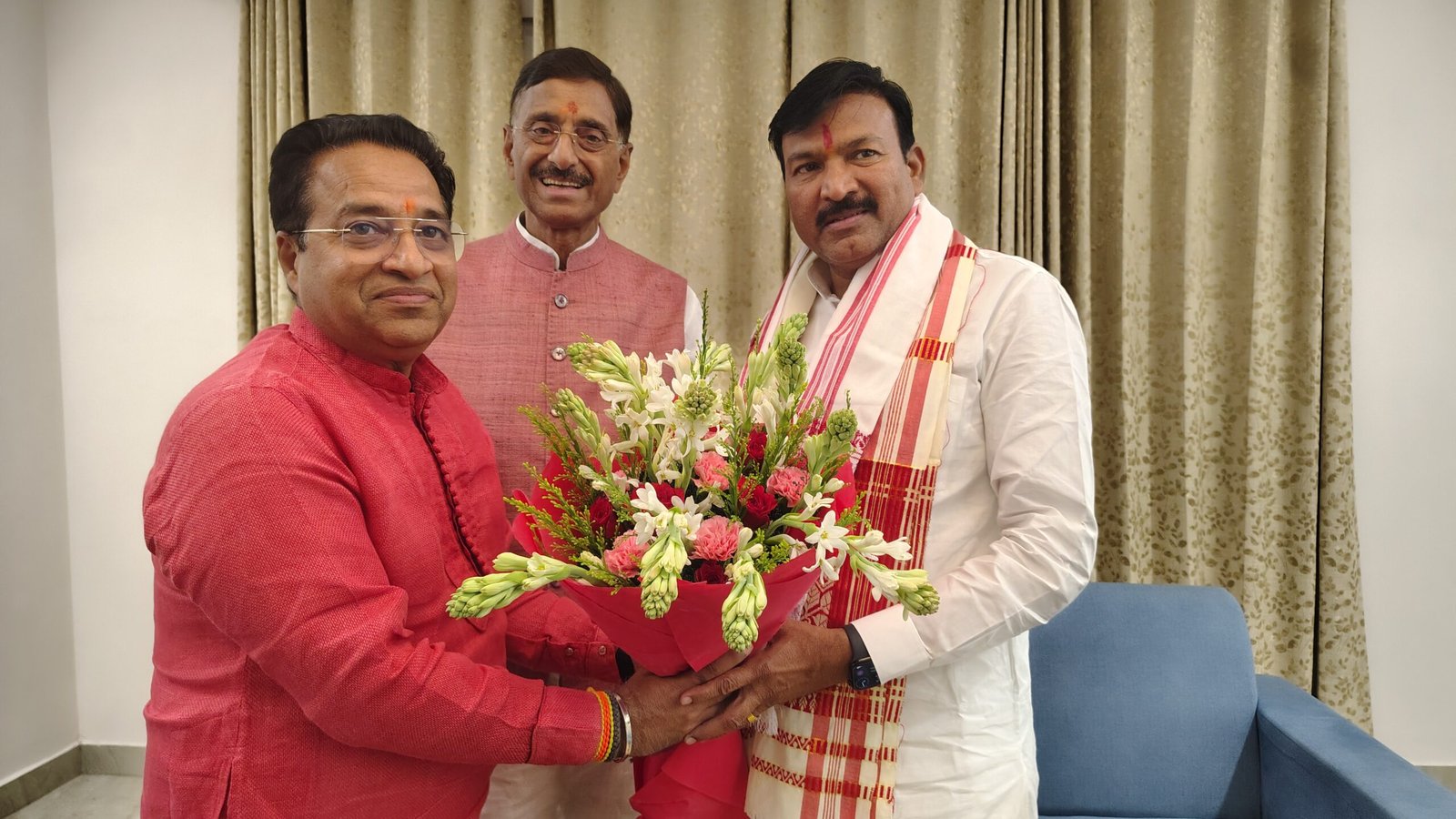 Jharkhand BJP: राष्ट्रीय महामंत्री गजेंद्र सिंह पटेल से मिले वरिष्ठ भाजपा नेता एवं पूर्व खादी बोर्ड सदस्य कुलवंत सिंह बंटी, संगठन विस्तार समेत कई मुद्दों पर हुई चर्चा 6 Jharkhand BJP: राष्ट्रीय महामंत्री गजेंद्र सिंह पटेल से मिले वरिष्ठ भाजपा नेता एवं पूर्व खादी बोर्ड सदस्य कुलवंत सिंह बंटी, संगठन विस्तार समेत कई मुद्दों पर हुई चर्चा